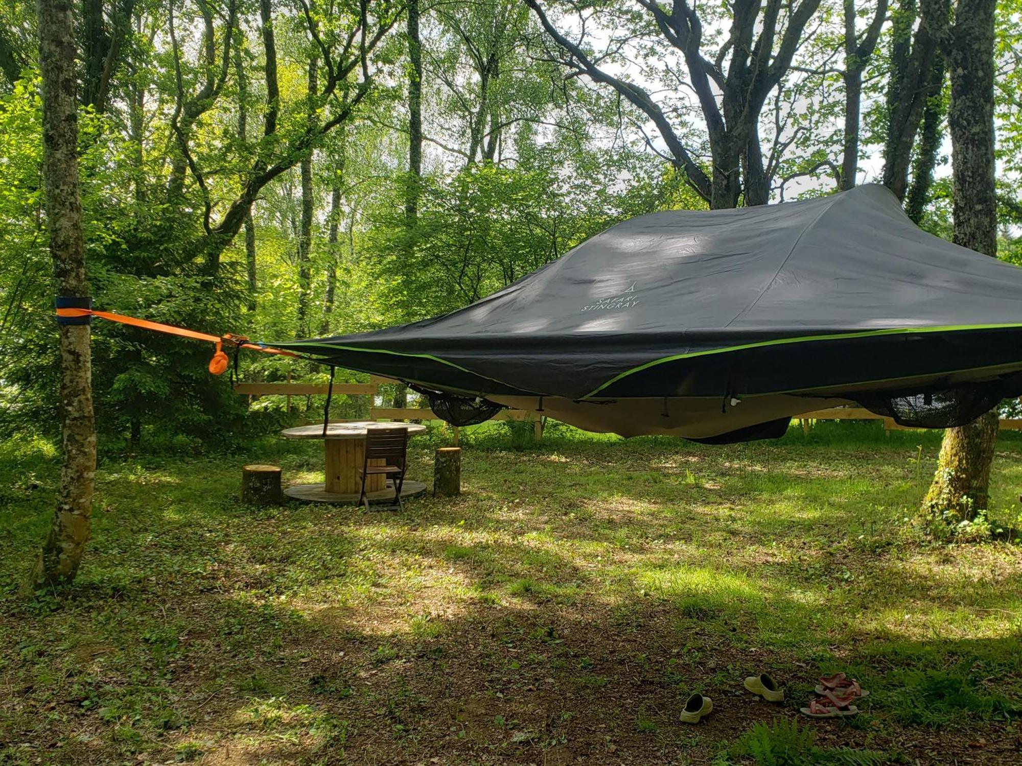 Hotel D'En Haut Tentes Suspendues Saint-Pardoux-lʼOrtigier Esterno foto